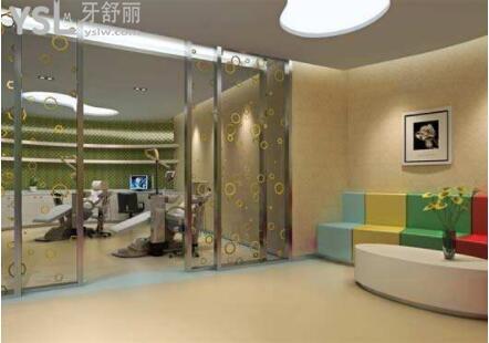 烏魯木齊美奧口腔收費貴嗎