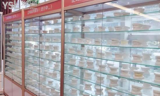 廣州圣貝牙科正畸展示柜