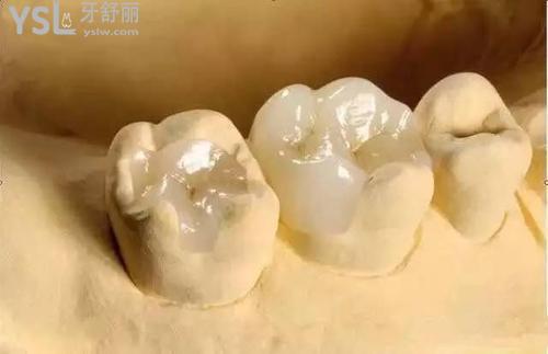 下載 (1).jpg