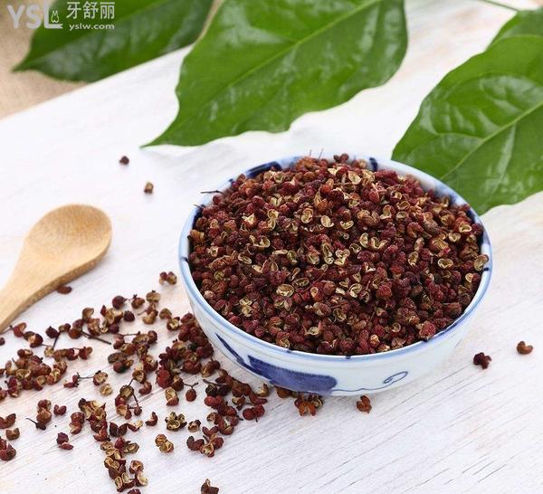 牙疼怎么辦（一招教你3秒治牙疼花椒妙用）