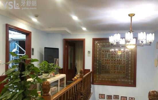 開璞口腔二樓