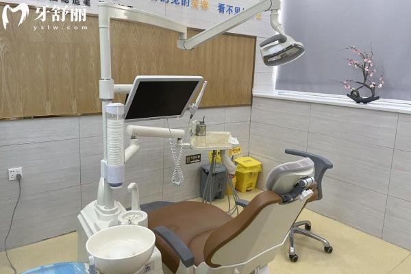黃江莞口口腔門診部正規(guī)靠譜嗎_地址_視頻_口碑好不好_收費(fèi)標(biāo)準(zhǔn)_能用社保嗎?(正規(guī)靠譜/東莞市黃江鎮(zhèn)/口碑比較好/收費(fèi)中等/暫不能用社保)