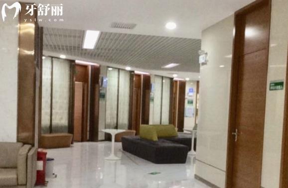 佛山向陽口腔醫(yī)院矯正牙齒怎么樣多少錢