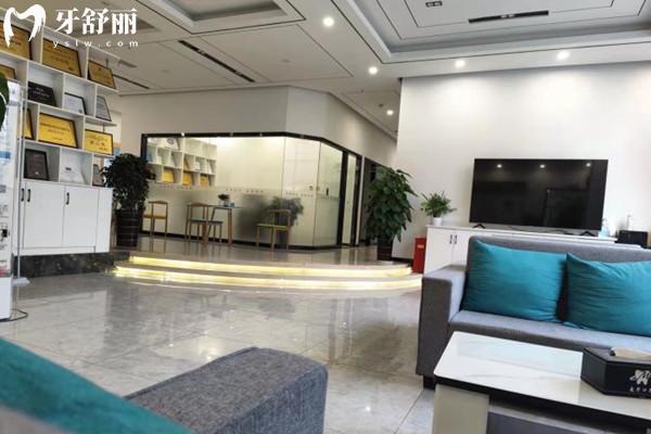 成都牙博士口腔醫(yī)院大廳