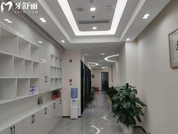 北京優(yōu)合口腔門(mén)頭溝店環(huán)境