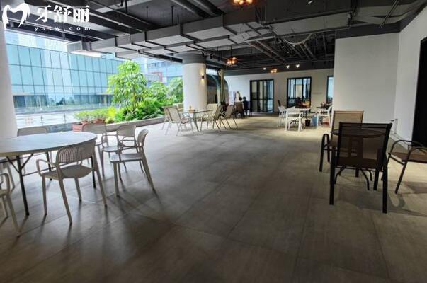 佛山壹號(hào)口腔門診部休息區(qū)
