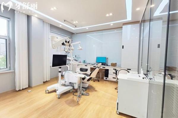榆林瑞德口腔門(mén)診部診療室