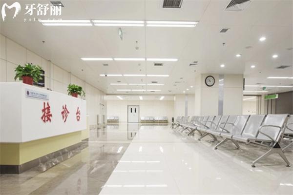 內(nèi)蒙古附屬醫(yī)院口腔科流程分享:附地鐵路線+醫(yī)生名單+收費(fèi)標(biāo)準(zhǔn)