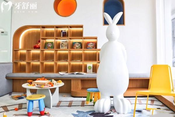 成都圣貝口腔醫(yī)院是多少？