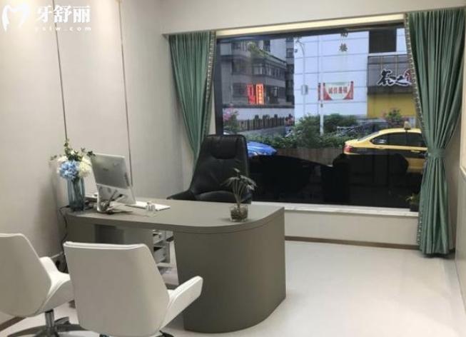福州登特口腔醫(yī)院收費標準貴嗎高嗎