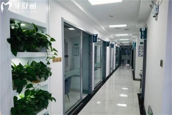 呼和浩特合創(chuàng)口腔門(mén)診部環(huán)境