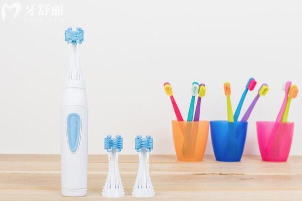 牙齒矯正科普：不同牙齒清潔器的用途全解析