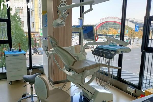 義烏德康口腔門診部治療室