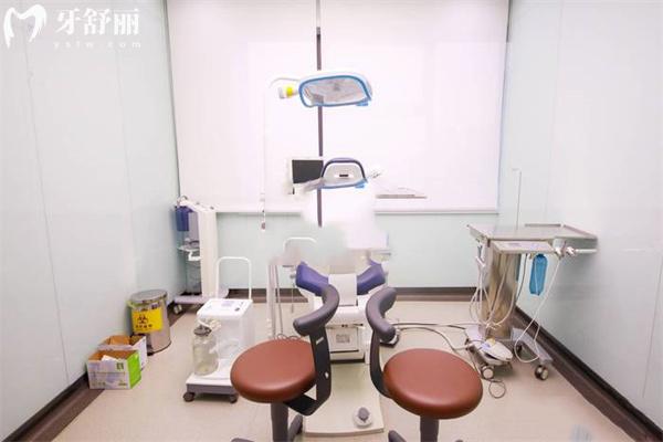 杭州西湖口腔醫(yī)院種植一顆牙多少錢