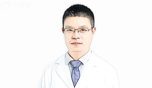 深圳格倫菲爾口腔劉君簡介