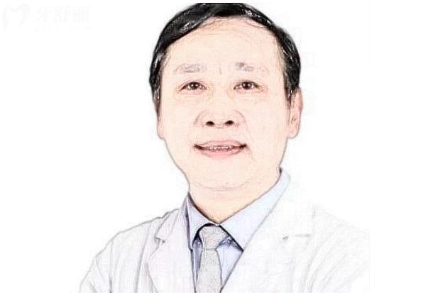 深圳格倫菲爾口腔醫(yī)生姜偉濤簡歷