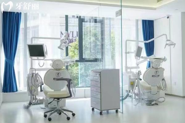 南寧柏樂口腔門診部治療室