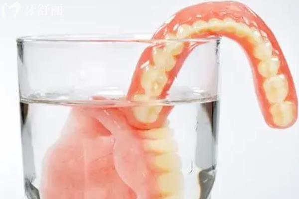 全口吸附性義齒使用壽命有多久