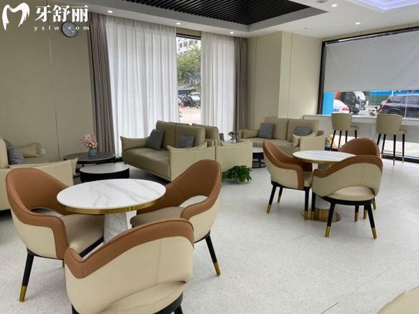 惠州深惠口腔休息區(qū)