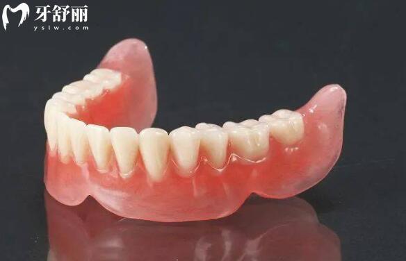 2025咿呀口腔醫(yī)院收費價目表搶先看!種植牙,拔牙,補牙,正畸,美白費用免費查