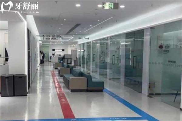 成都團(tuán)圓口腔醫(yī)院總部搬到成華區(qū)了!原班醫(yī)生團(tuán)隊(duì)價(jià)格不變服務(wù)更好