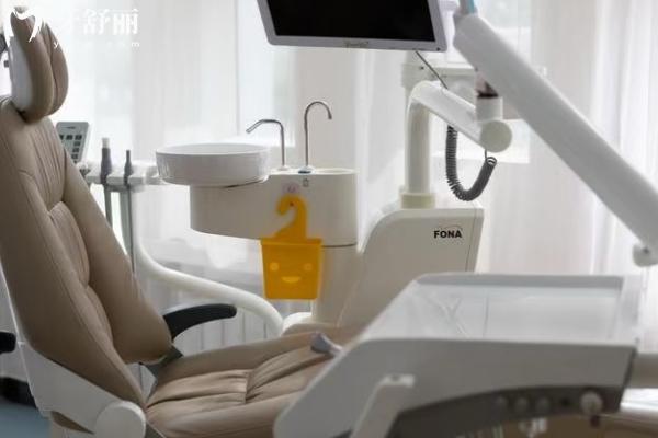 天津陽光樹口腔醫(yī)院治療室