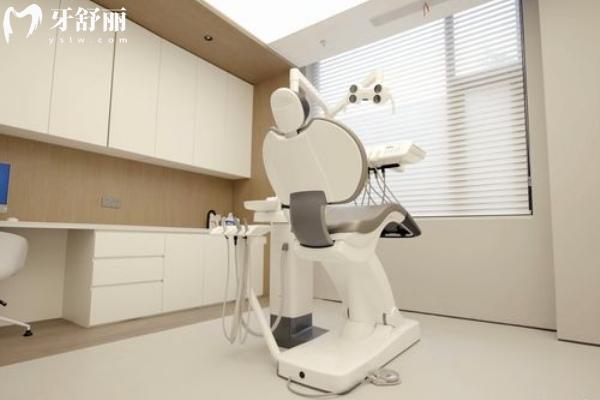杭州藝星口腔醫(yī)院治療室