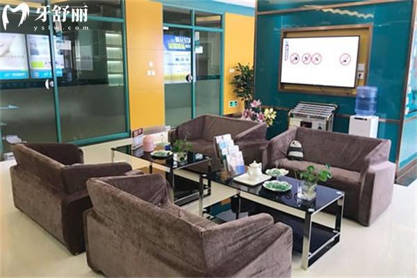 西寧新橋口腔醫(yī)院怎么樣 正規(guī)牙科地址在西川南路看牙價(jià)格也不貴哦!