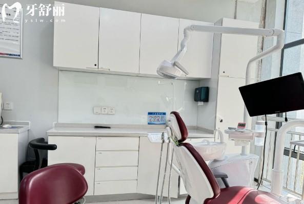 南昌拜博口腔醫(yī)院診室