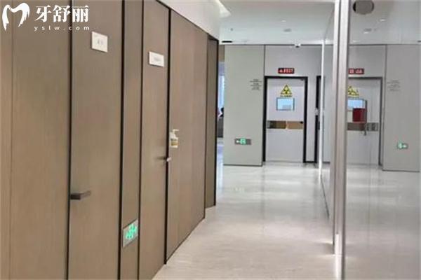 杭州藝星口腔醫(yī)院正規(guī)地址及價格表分享:種植牙可約肖求義醫(yī)生價格1600-16800元不等