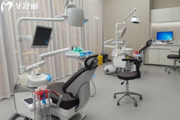 南寧諾貝爾口腔醫(yī)院治療室