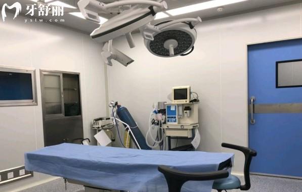 沈陽騰采醫(yī)療美容門診部手術室