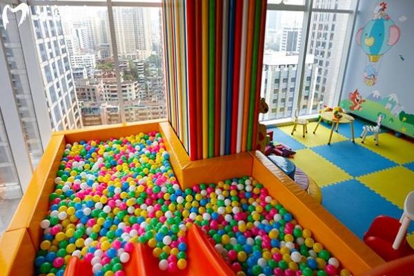 2025廣州德倫口腔收費標(biāo)準(zhǔn)，矯正8000+種植牙1980+補牙150+等