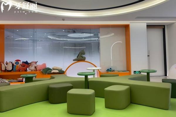 成都布萊梅聯(lián)合口腔幾點上班？實力/收費/醫(yī)生介紹+地址及上班時間清晰版