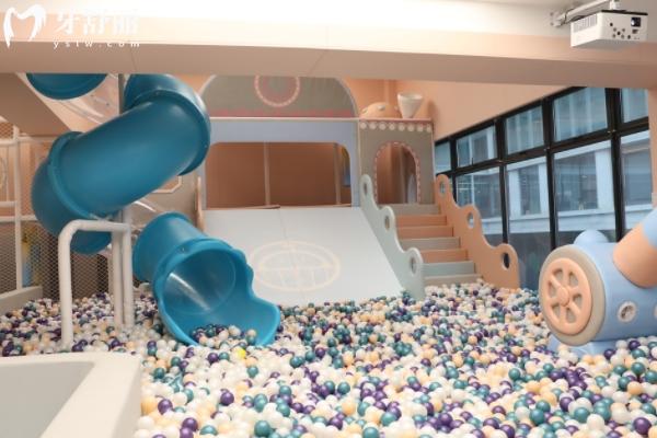 北京整齊娃娃口腔是正規(guī)的嗎