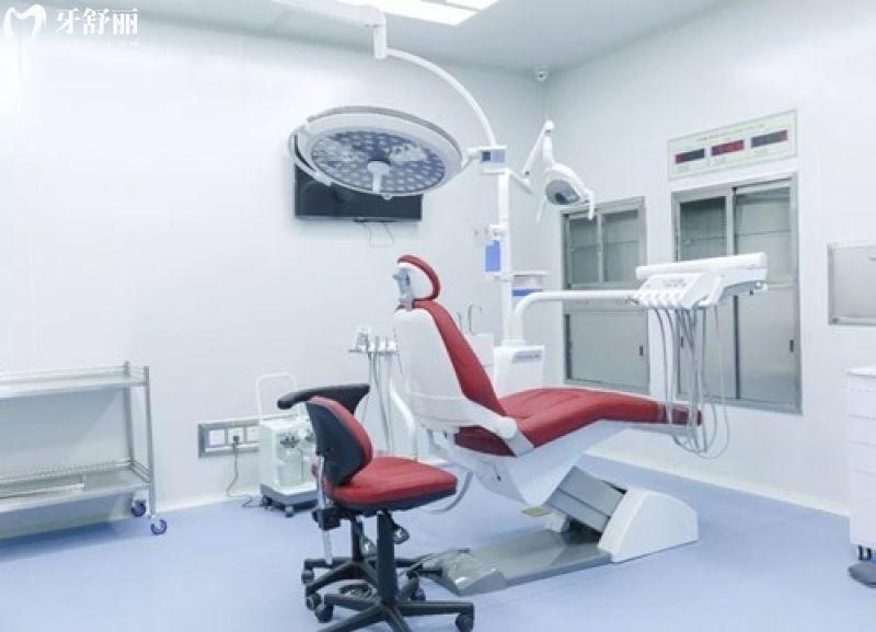 2025杭州雅萊口腔醫(yī)院價目表，補牙99元起/拔牙79元起/種牙2389元起等