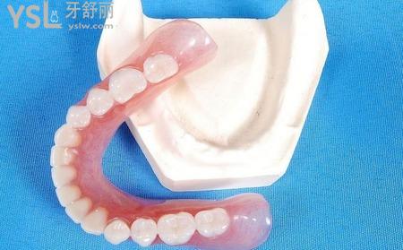 活動(dòng)義齒怎么清洗？