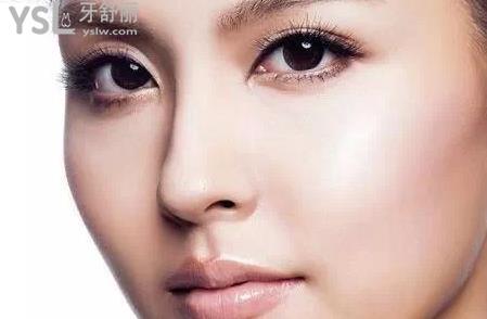 顴骨突出怎么改善？
