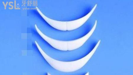 假體隆下巴什么材料好？