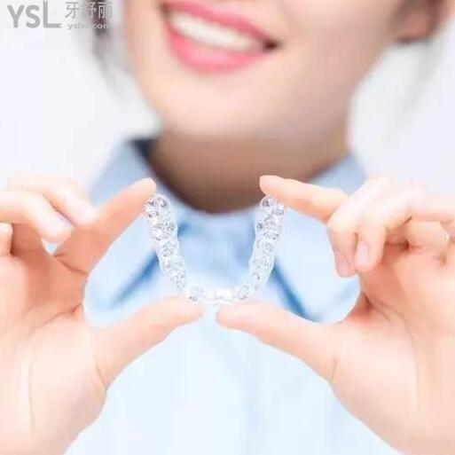 深圳龍華觀瀾有矯正牙齒的醫(yī)院呦，口碑都還不錯呢~