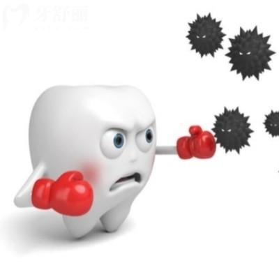 兩顆牙齒中間縫隙黑了怎么辦?是蛀牙鄰面齲齒需要補(bǔ)牙哦